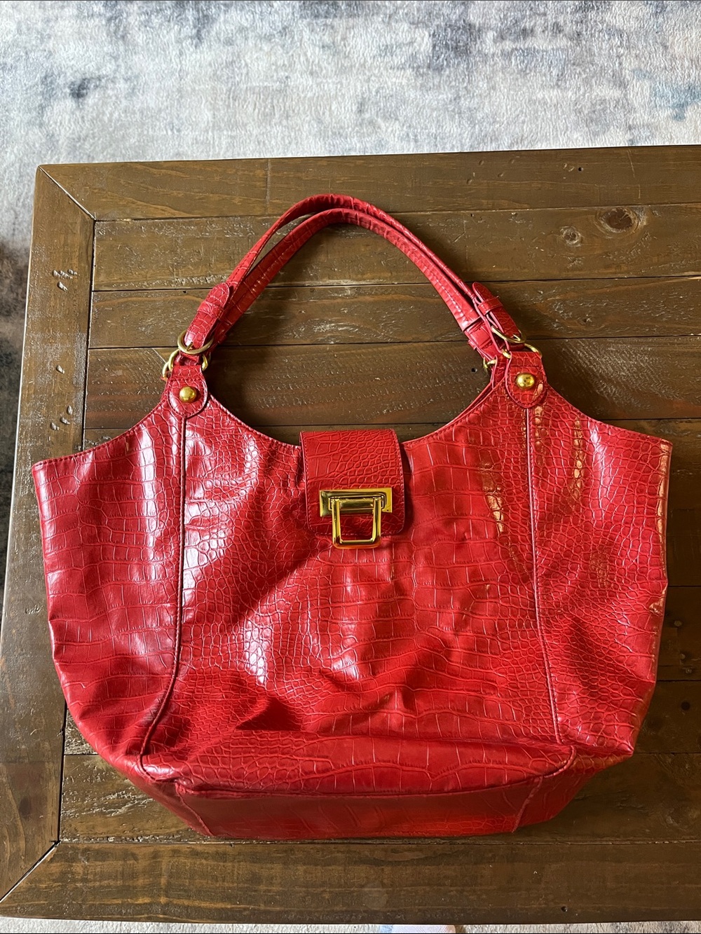 Braciano Red Croc-Embossed Tote with Gold Hardware